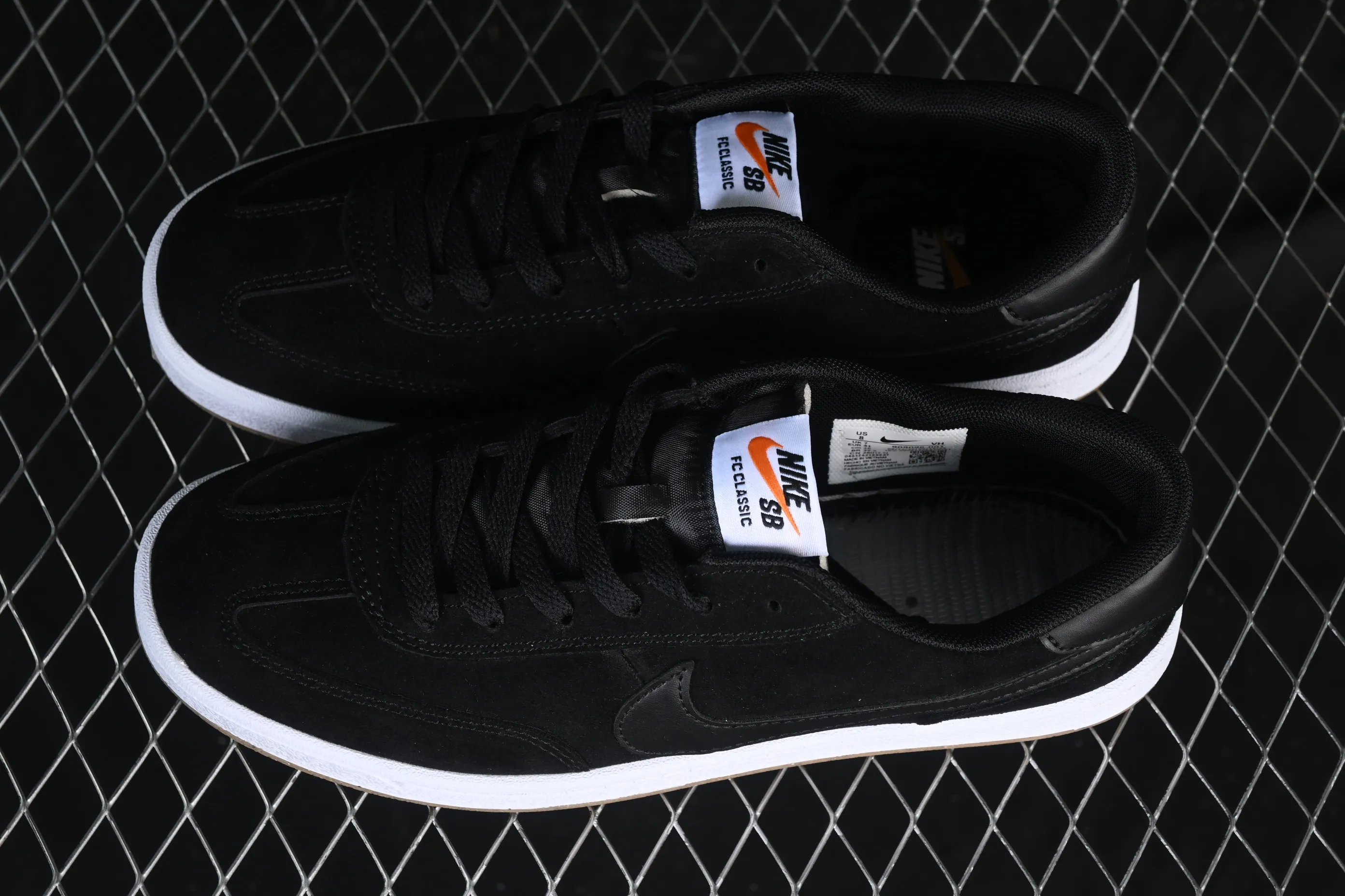 All categories Nk SB Dunk series Nike SB Fc Classic campus sneakers Nike SB Fc Classic Nike autumn and winter campus casual sneakers 909096-001